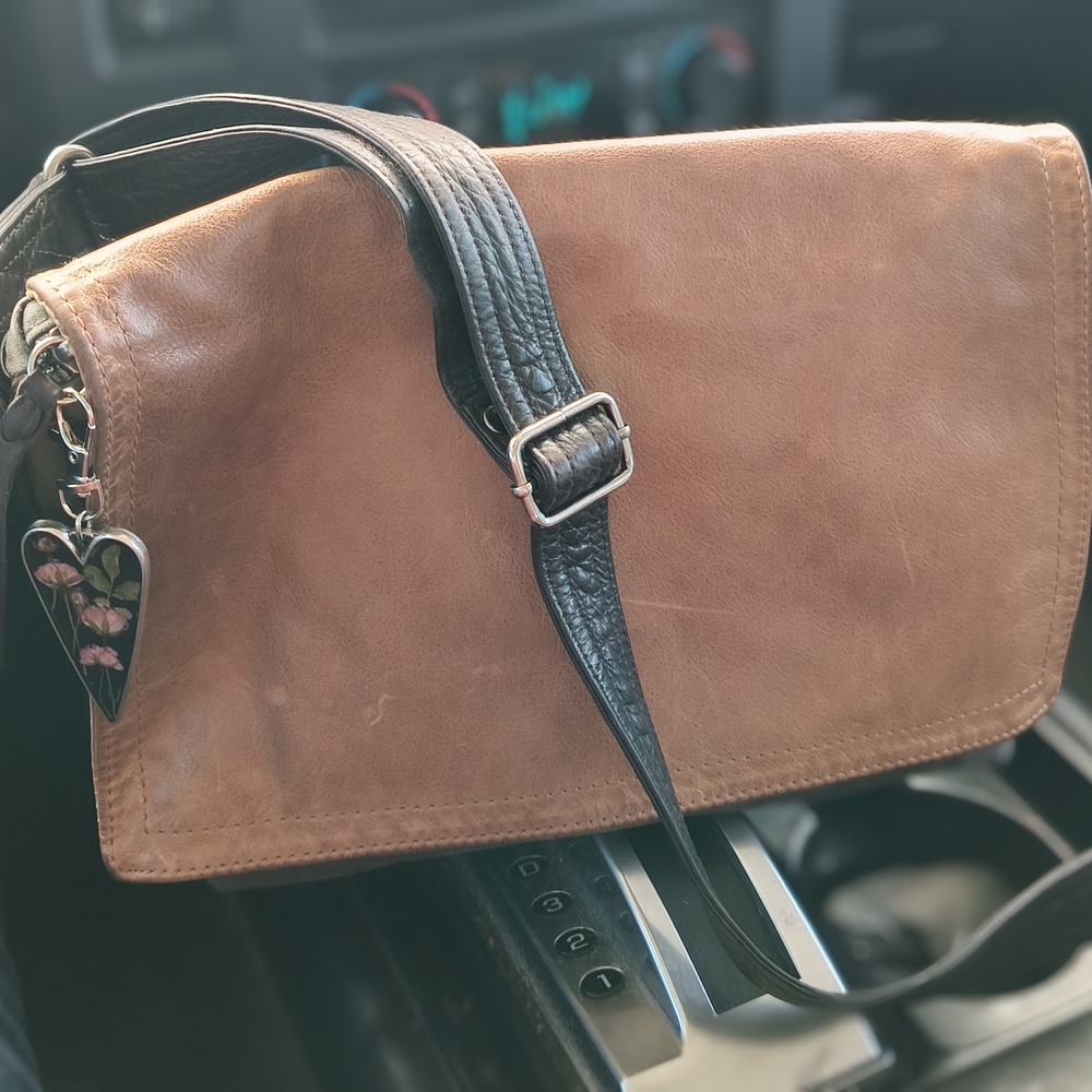 Elegant Waxed Canvas Dk Brown/Tan Leather Messenger Bag